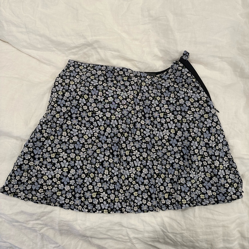 H&M mini skirt